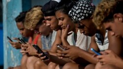 Comunicarse con la familia, prioridad para internautas cubanos
