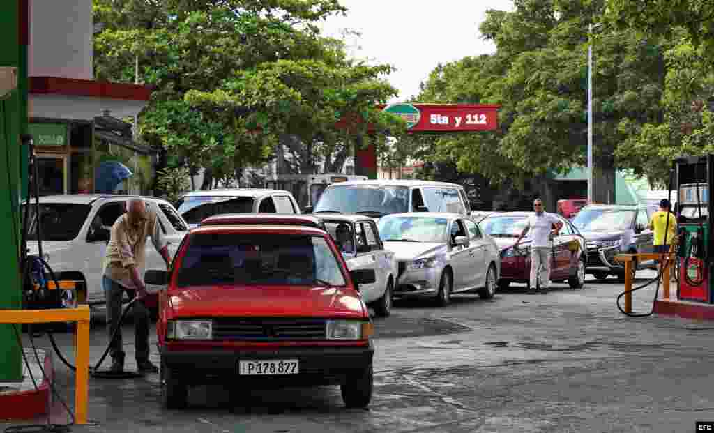 Se autorizará la venta de gasolina regular a los autos de renta para el turismo, algo que hasta el momento no estaba permitido.