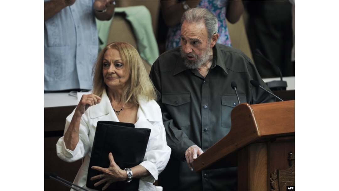 Foto Archivo. Fidel Castro y Dalia Soto del Valle.