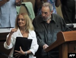 Foto Archivo. Fidel Castro y Dalia Soto del Valle.