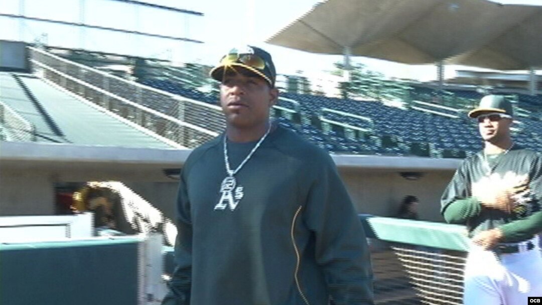 El pelotero Yoenis Céspedes desea jugar con el equipo cubano
