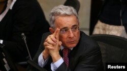 El senador Alvaro Uribe. REUTERS/John Vizcaino