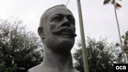 Monumento a Antonio Maceo en Miami. Foto de Wally Gobetz (2011) 