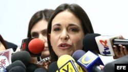 A fines del 2011 salieron a la luz pública escuchas ilegales grabadas a la diputada opositora María Corina Machado.