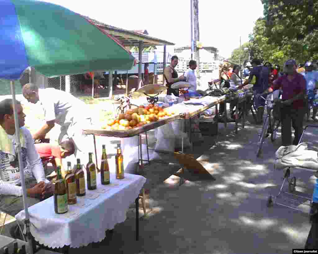 El reportero ciudadano de José R Borges recorre mercados privados&nbsp; de venta a la población en Cabaiguán, Sancti Spíritus.