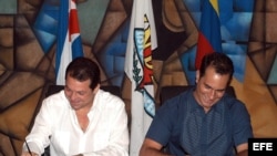 Firma de acuerdos deportivos entre Cuba y Colombia en el 2004. Archivo