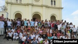 Reporta Cuba. Actvistas en El Cobre, 2013.