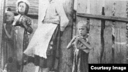 Holodomor en Ucrania, familia campesina ucraniania.