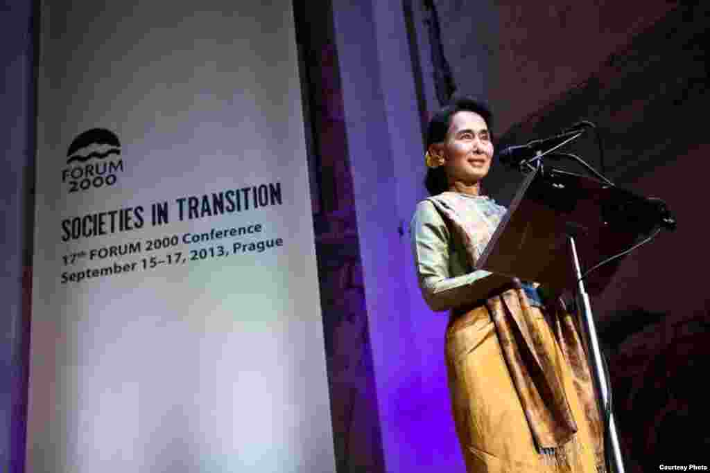 La líder de la oposición birmana y nobel de la paz, Aung San Suu Kyi. 