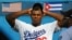 Yasiel Puig, con el uniforme de los Dodgers, en el estadio Lationoamericano de La Habana, en diciembre de 2015.