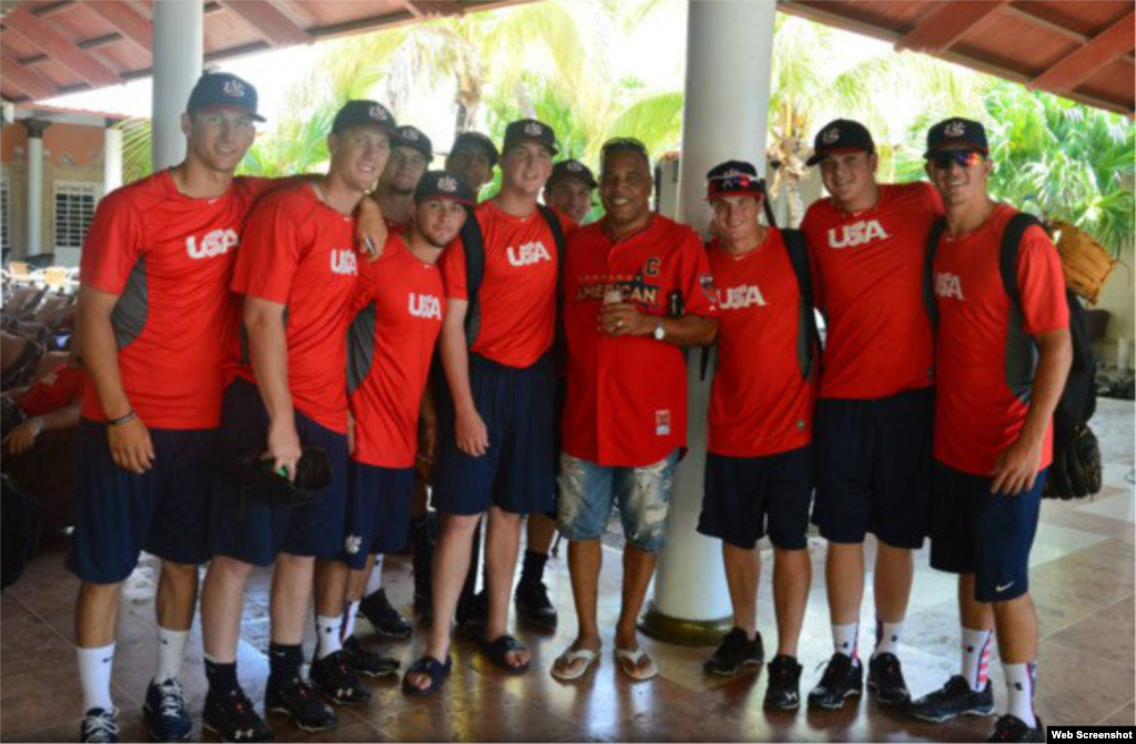 El equipo universitario estadounidense que juega con Cuba, ganó recientemente el Torneo de la Semana Beisbolera de Haarlem, Holanda.