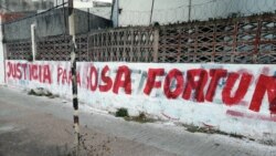 Cartel en Montevideo, Uruguay, pidiendo justicia para el fallecido preso político Armando Sosa Fortuny (Cortesía: Asamblea de la Resistencia Cubana)