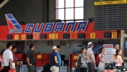 Regresa a Tampa delegación que visitó a Cuba