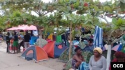 En Necoclí, municipio colombiano de Antioquia, hay más de 200 migrantes varados.