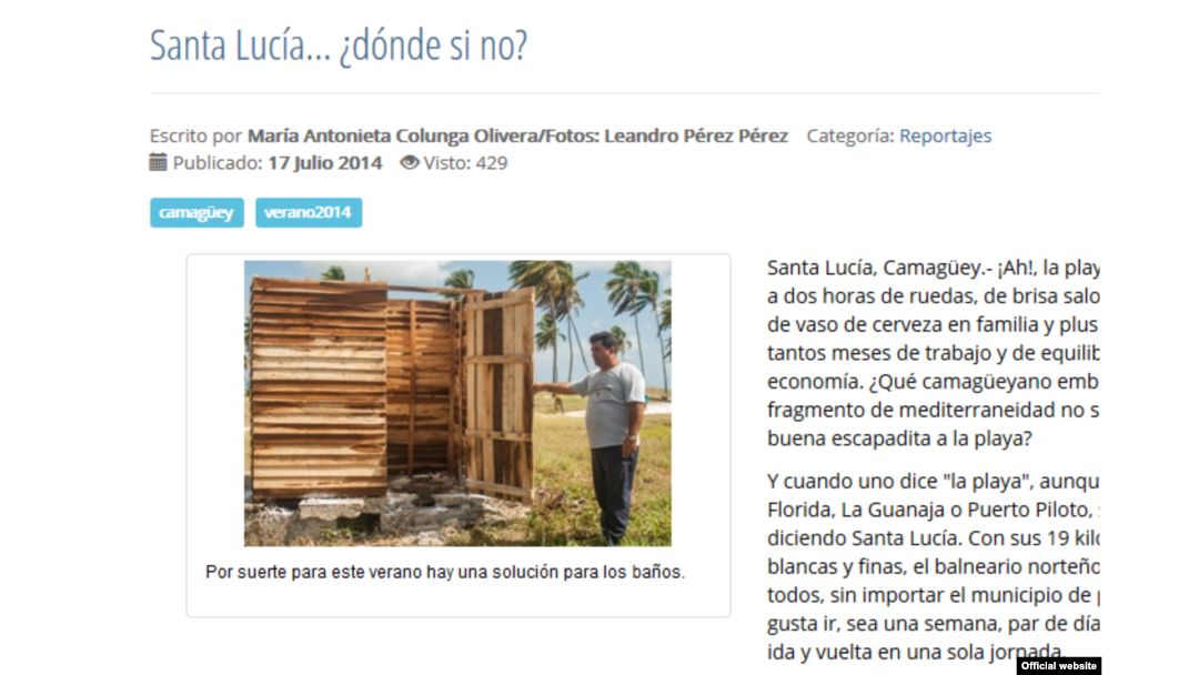 Un baño improvisado para los cubanos en la playa Santa Lucía de Camagüey.