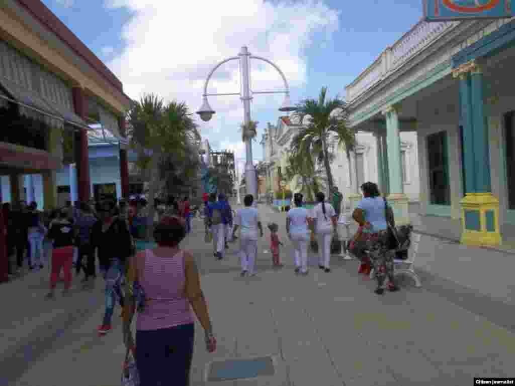Damas Ciego de Avila Reporta Cuba Foto Ernesto Vladimir