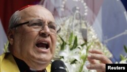 El diario subraya que el cardenal Ortega dio una misa por el dictador venezolano Hugo Chávez y ninguna por los disidentes muertos. .