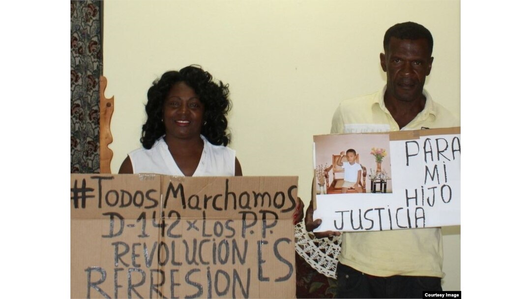 Berta Soler y el cubano Julio Hernández fueron detenidos cuando salían de la sede de las Damas de Blanco en Lawton.