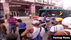 Reporta Cuba. Imágenes de operativo en la calle Monte, en la Habana Vieja, el 20 de noviembre.
