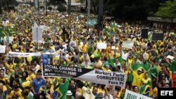 Manifestación contra la presidenta brasileña Dilma Rousseff (15 de marzo, 2015).