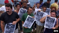 Disidentes rinden homenaje en Cuba a víctimas del remolcador "13 de Marzo".