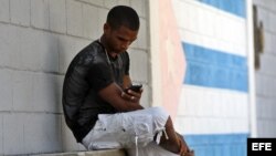Cuba se ubica en el lugar 79 de una lista de 100 países en el informe de Freedom House sobre la libertad en la red.