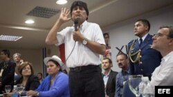 El presidente de Bolivia, Evo Morales, dijo en el Foro que no se puede dar a la derecha la posibilidad de que siga gobernando.