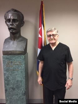 Dr. Gustavo León, Maestro Masón Logia Miami Dade Hispano Americana 411. (Foto tomada de Facebook).