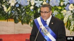 El presidente de El Salvador, Mauricio Funes, en la sesión plenaria de la Asamblea Legislativa en San Salvador (El Salvador). 