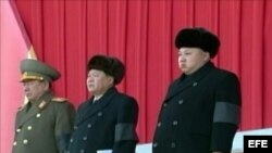 Fotografía cedida por la Agencia Central de Noticias de Corea del Norte (KCNA) el 18 de noviembre de 2014.