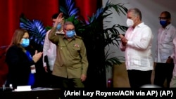 El general Raúl Castro en la sesión inaugural del VIII Congreso del PCC. (Ariel Ley Royero/ACN vía AP).