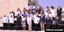 Foto de familia de la 6ta Cumbre de las Américas en Cartagena 2012 ¿Estará Raúl Castro en la de Panamá 2015?