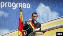 Fotografía de archivo del candidato presidencial opositor, Henrique Capriles. EFE/David Fernández