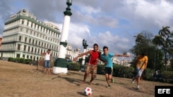 Crece la euforia por el mundial de fútbol en Cuba