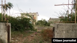 Reporta Cuba Manati casa calles piscina ruinas Foto Henri Constantin