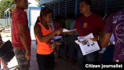 Activistas distribuyen proclamas y materiales audiovisuales 