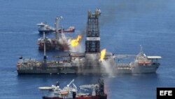 Del pozo Macondo de BP brotaron sin control 53.000 barriles de petróleo diarios durante cuatro meses.