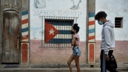 Los contagios por COVID 19 en menores de 18 años en Cuba se han incrementado de forma preocupante en los últimos meses. (Yamil LAGE / AFP)