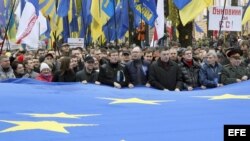 Protesta en Kiev por la ruptura del acuerdo con la UE. 
