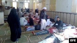 Al menos 54 muertos en una ataque terrorista en mezquita en el Sinaí egipcio