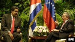 Raúl Castro y Nicolás Maduro. 18 marzo de 2016. Foto Archivo.