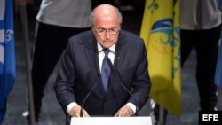 El presidente de la FIFA, Joseph Blatter da un discurso durante el 65 Congreso del organismo en Zúrich, Suiza hoy 28 de mayo de 2015.