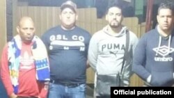 Los cuatro hombres que viajaban en el grupo de nueve cubanos que fueron detenidos en Honduras el miércoles 12 de diciembre de 2018.