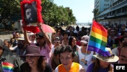 Marchan contra la homofobia en Cuba