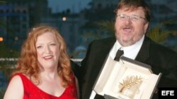 Michael Moore y su ex esposa Kathleen Glynn 