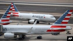 Aviones de American Airlines en el Aeropuerto Internacional Sky Harbor, en Phoenix, Arizona, en julio del 2019.