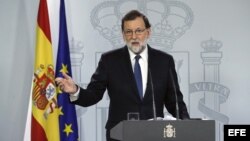 El presidente del gobierno Mariano Rajoy compareció para explicar la aplicación del Artículo 155 de la Constitución, tras el Consejo de Ministros extraordinario.