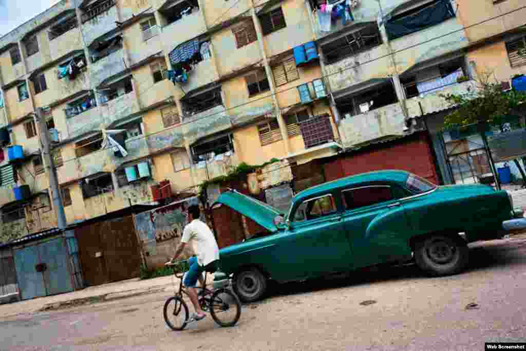 Barrio de Alamar, Habana del Este, Cuba.