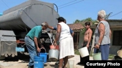 Debido a la escasez de agua algunas zonas de Santiago deberán ser abastecidas por 'pipas' de otras provincias.
