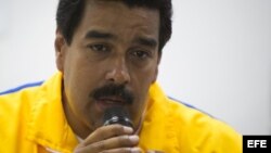 El gobierno de Nicolás Maduro también dijo que ya no habrá más viviendas gratuitas para los chavistas. 